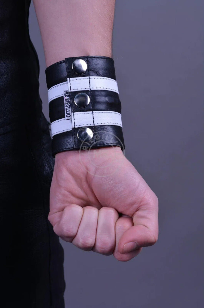 ( 1pc ) - MR. RIEGILLIO WRIST WALLET WITH DOUBLE WHITE STRIPE - SexyMenUnderwear.com
