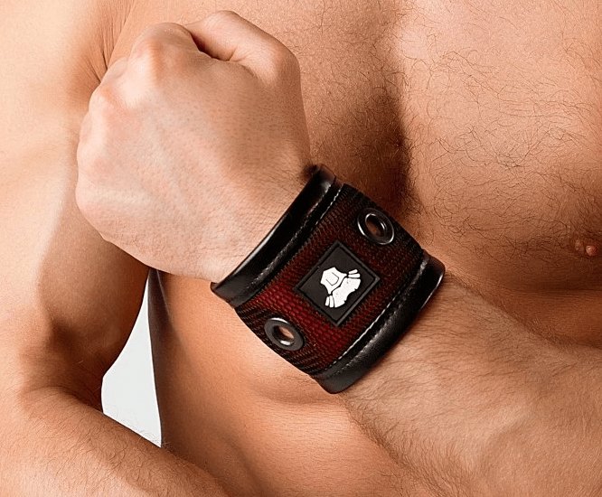 MASKULO Accessory Wristband Snaps 3D Mesh 1pc Red AC065-10 31 - SexyMenUnderwear.com