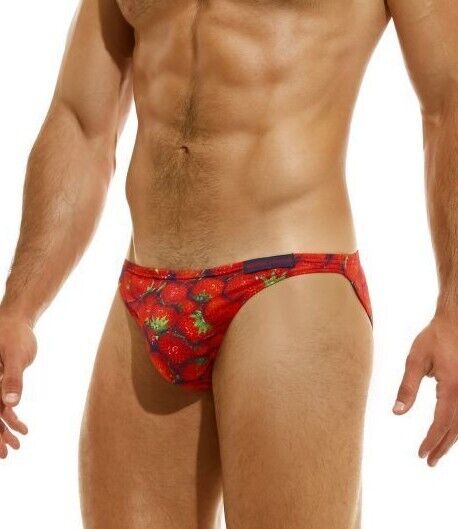 Modus Vivendi Exclusive Low-Cut Briefs Ecofriendly Upcycling Cotton Red 22219 - SexyMenUnderwear.com